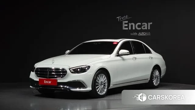Mercedes-Benz E-Class W213 2022 Белый из Кореи