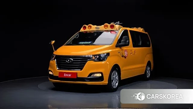 Hyundai The New Grand Starex 2018 Желтый из Кореи