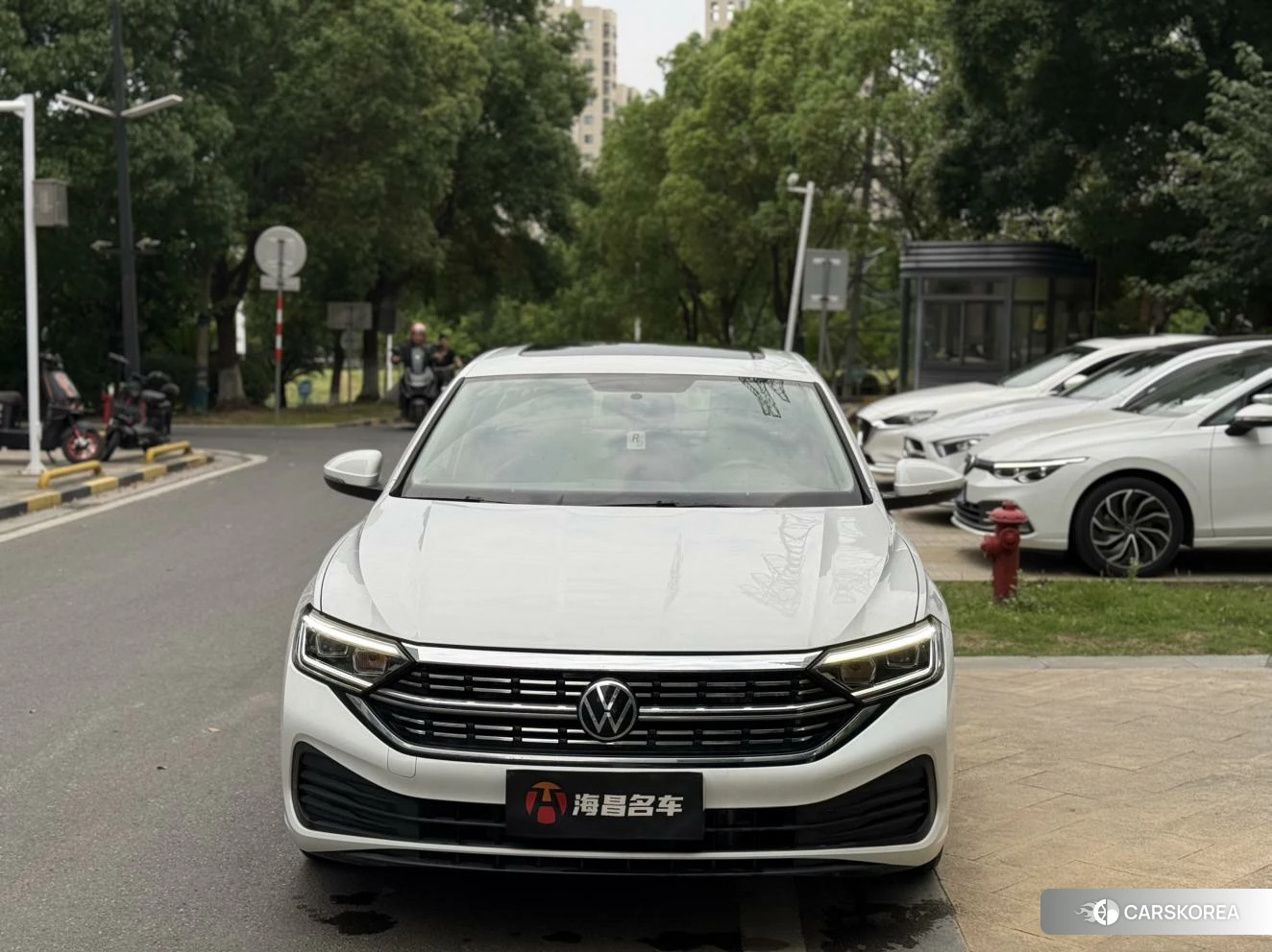 Volkswagen Sagitar 2024 Белый из Китая