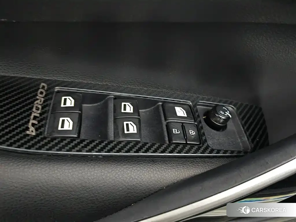 Toyota Corolla 2023 Белый из Китая