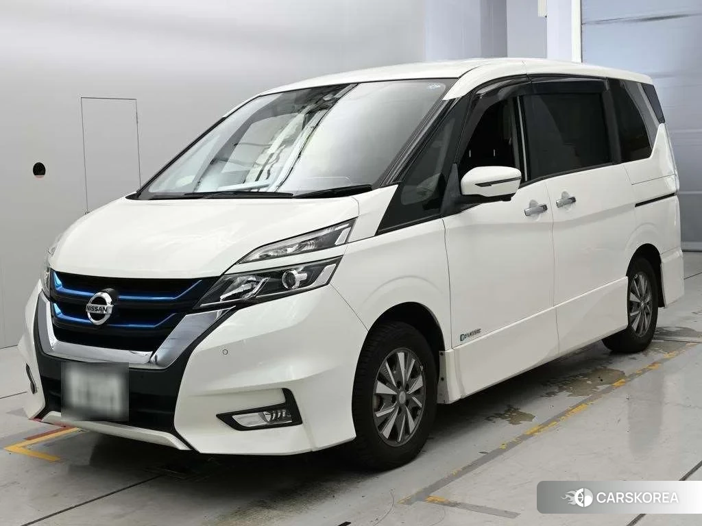 Nissan Serena 2019 из Японии