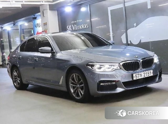 BMW 5 Series (G30) 2018 Серый из Кореи