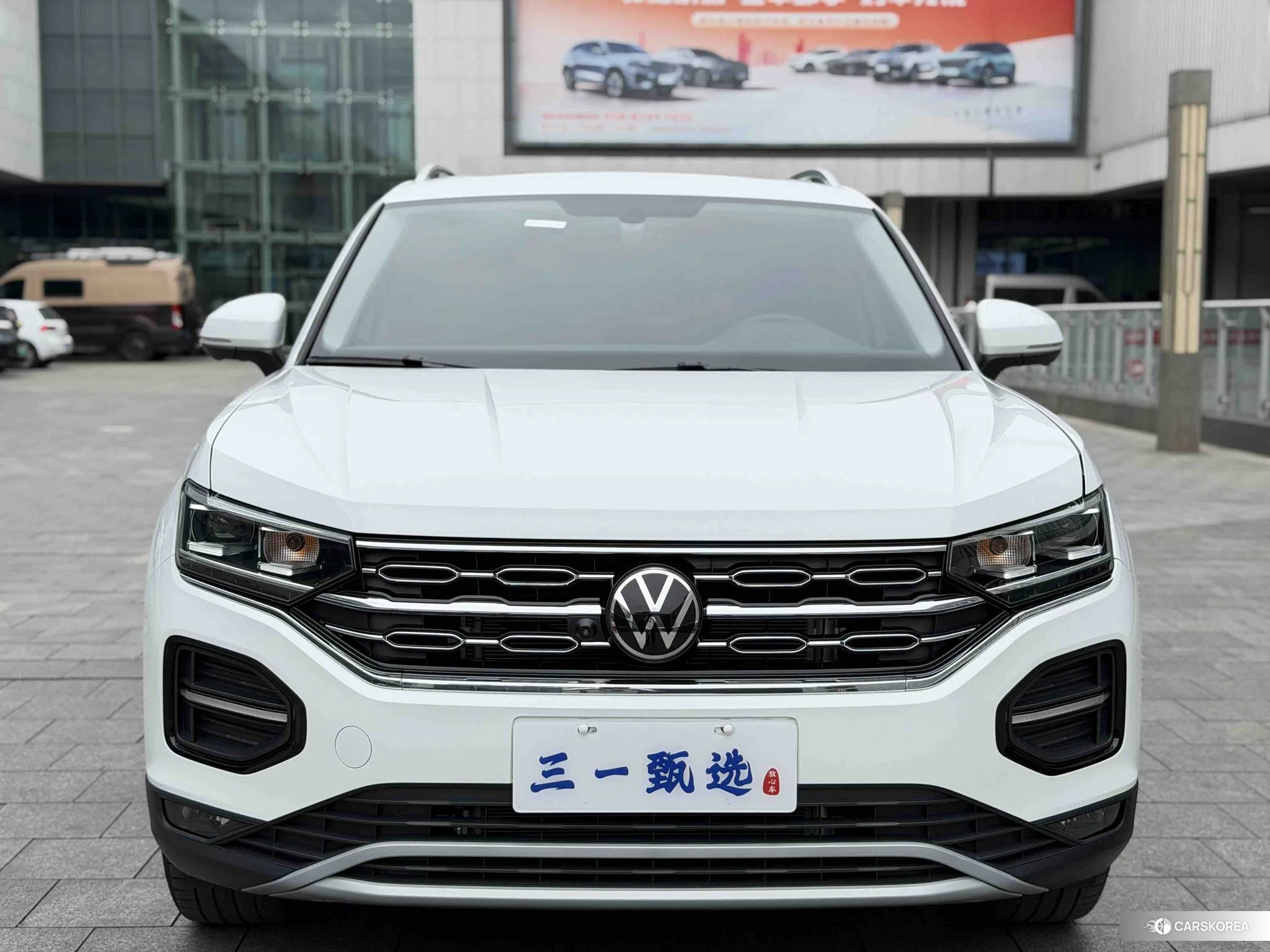 Volkswagen Tayron 2021 Белый из Китая