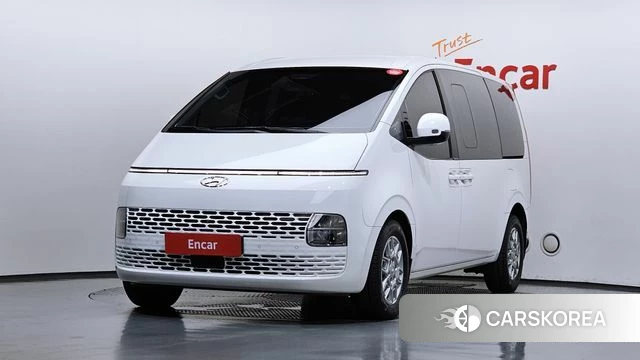 Hyundai Staria 2022 Белый из Кореи