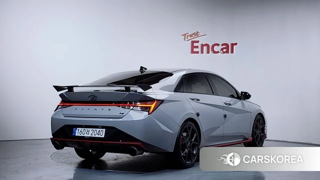 Hyundai Avante (CN7) 2022 Серебристо-серый из Кореи