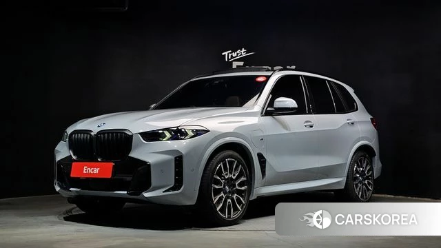 BMW X5 (G05) 2024 Цвет галактики из Кореи