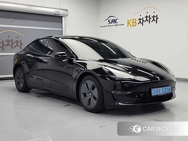 Tesla Model 3 2022 Черный из Кореи