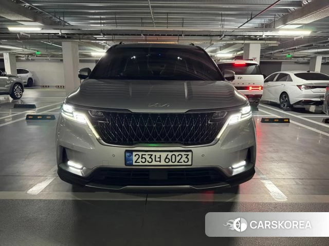 Kia Carnival 4th generation 2022 Серебряный из Кореи