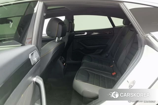 Volkswagen CC 2021 Белый из Китая