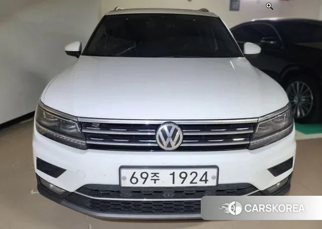 Volkswagen Tiguan second Generation 2018 Белый из Кореи