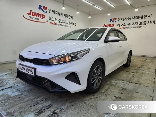 Kia The New K3 2nd generation 2021 Белый из Кореи