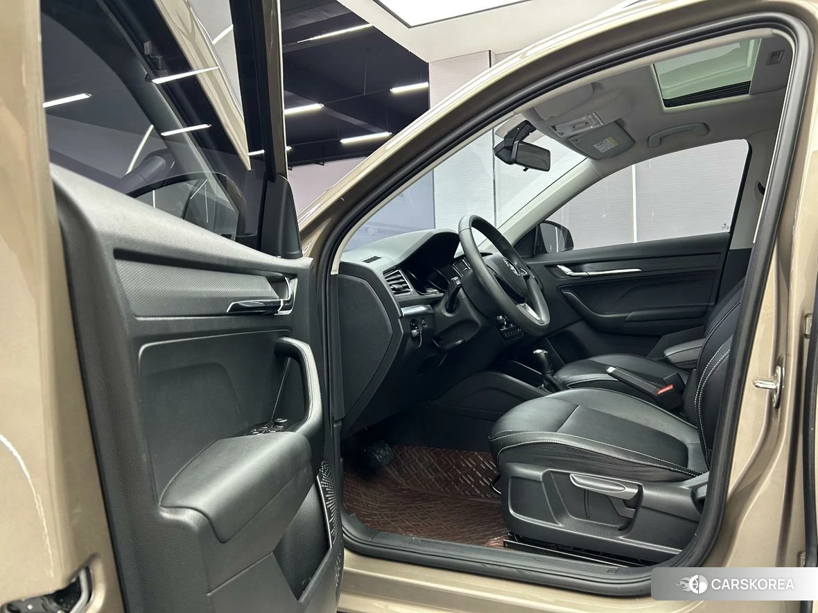 Skoda Komick 2022 Желтый из Китая