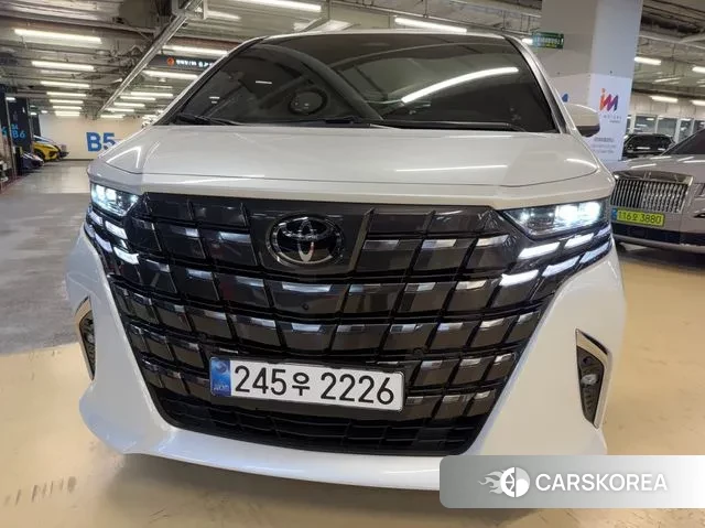 Toyota Alphard 4th Generation 2024 Белый из Кореи