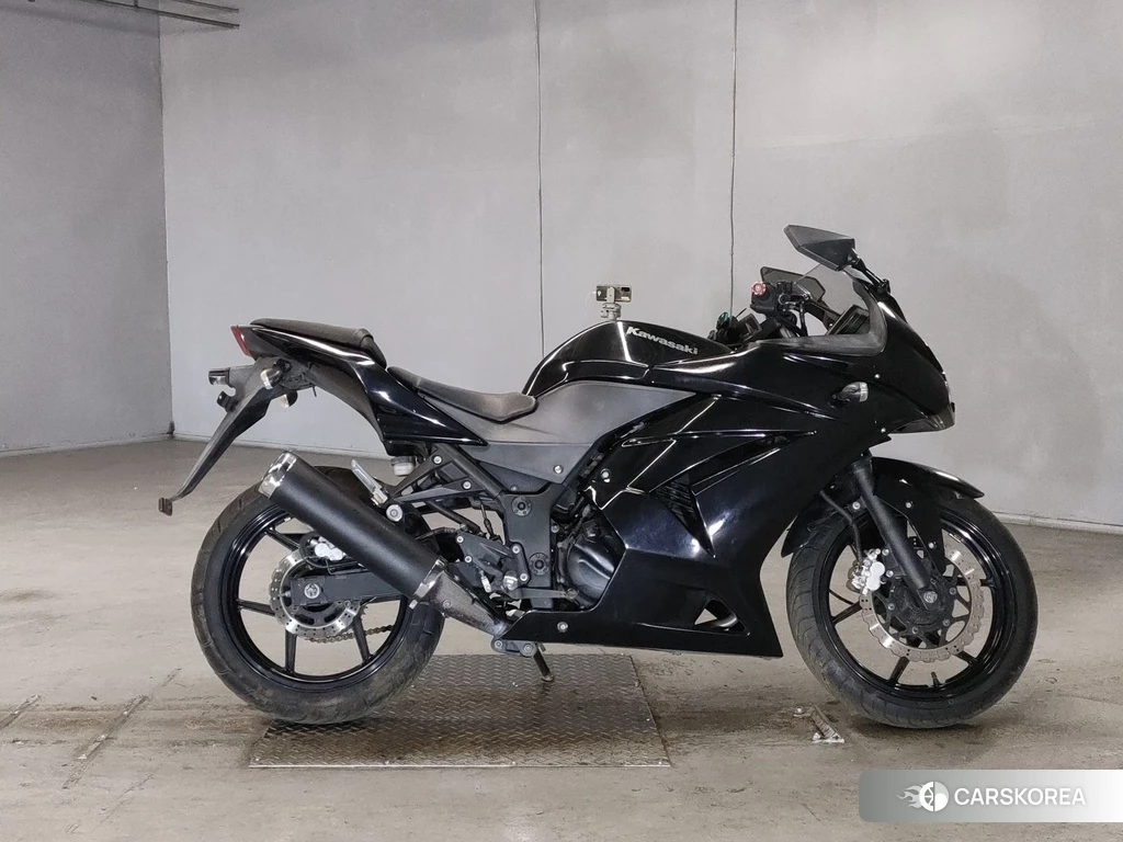 Проданный Kawasaki NINJA 250R id 4156115 из Японии