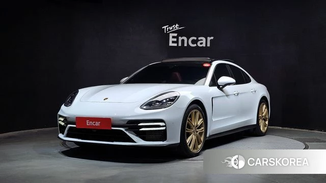 Porsche Panamera (971) 2022 Белый из Кореи
