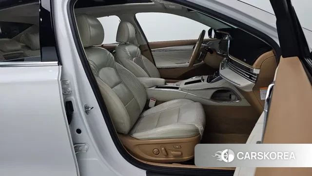 Hyundai The New Grandeur IG Hybrid 2019 Белый из Кореи