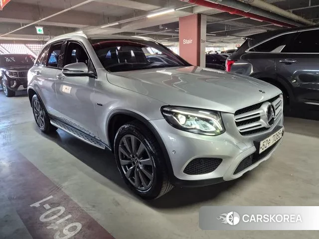Mercedes-Benz GLC-Class X253 2018 Серебряный из Кореи