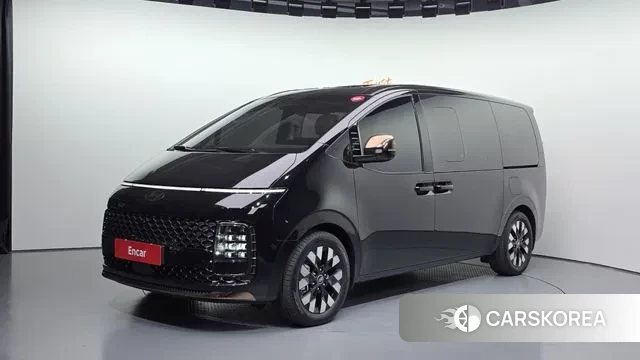 Hyundai Staria 2025 Черный из Кореи
