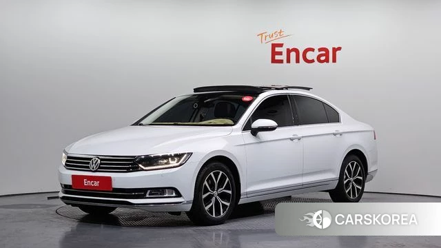 Volkswagen Passat GT (B8) 2018 Белый из Кореи