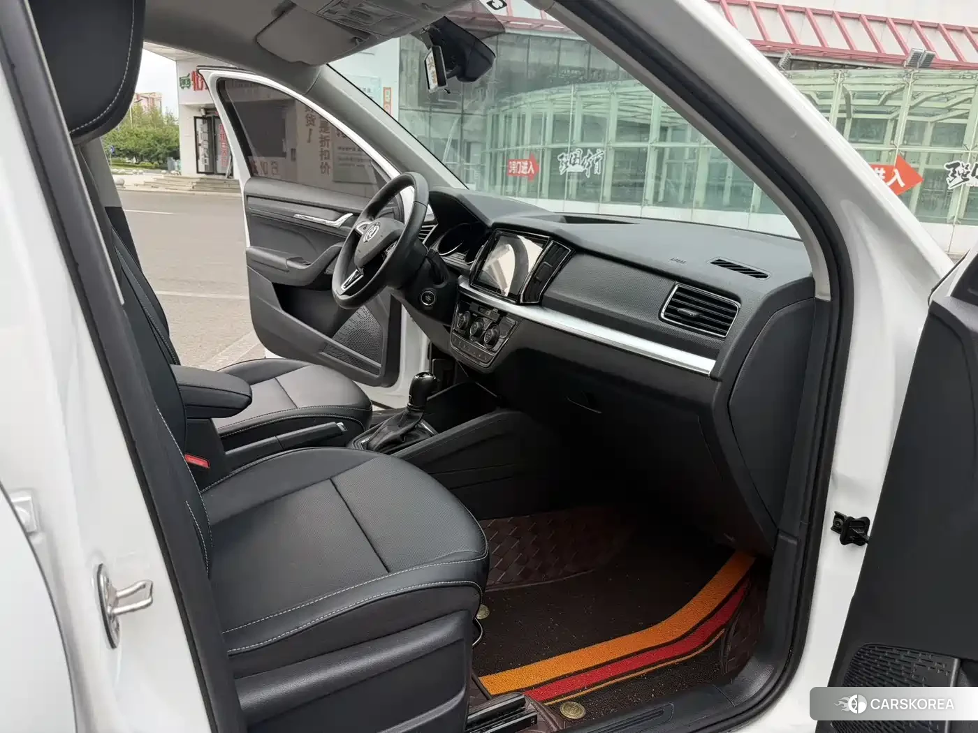 Skoda Kamiq 2023 Белый из Китая, фото 2