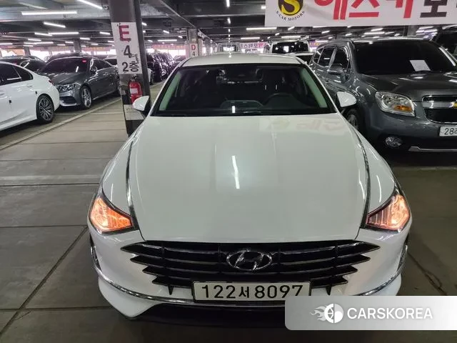 Hyundai Sonata (DN8) 2020 Белый из Кореи
