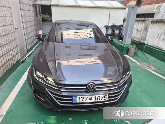 Volkswagen Arteon 2022 Серый из Кореи