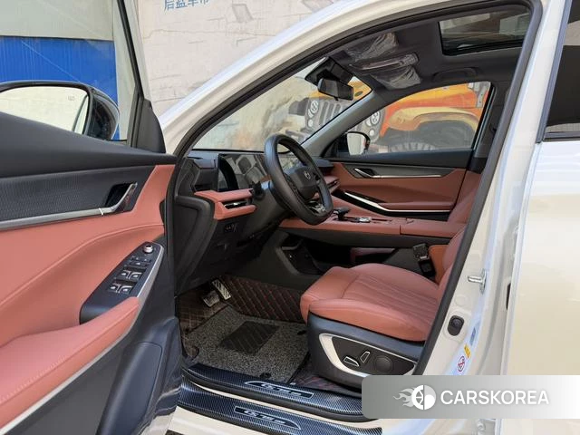 Chang'an CS75 PLUS 2024 Белый из Китая