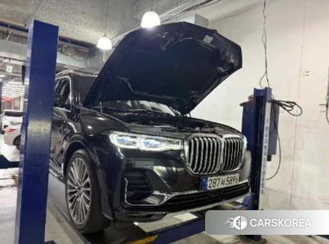 BMW X7 (G07) 2022 Черный из Кореи