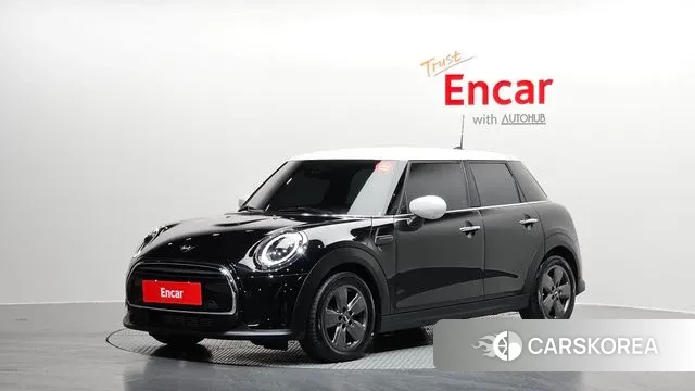 Mini Cooper 2022 Черный из Кореи