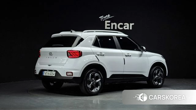 Hyundai Venue 2021 Белый из Кореи