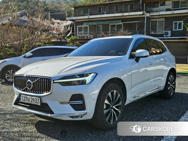 Volvo XC60 second Generation 2023 Белый из Кореи