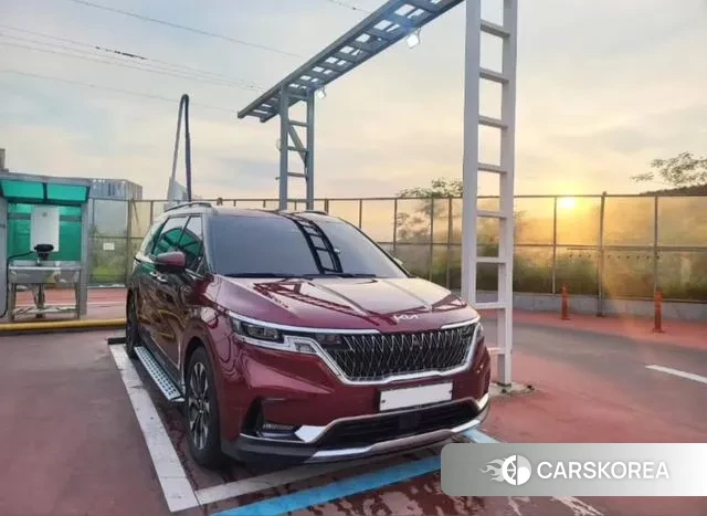 Kia Carnival 4th generation 2021 Красный из Кореи