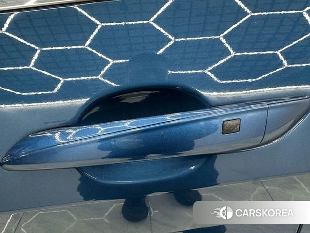 Hyundai Elantra 2023 Синий из Китая