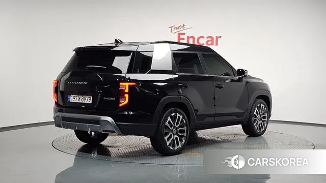 Ssangyong Torres 2023 Черный из Кореи