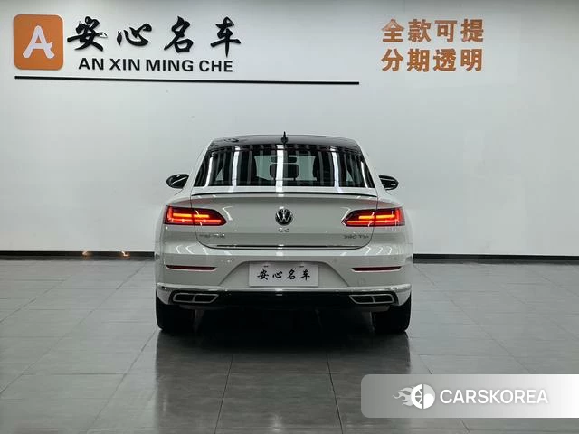 Volkswagen CC 2023 Белый из Китая