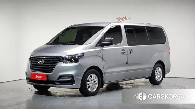 Hyundai The New Grand Starex 2020 Серебристо-серый из Кореи