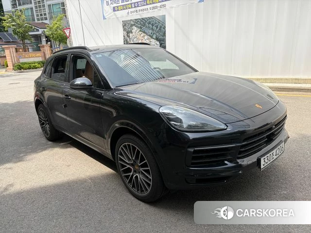 Porsche Cayenne (PO536) 2020 Черный из Кореи