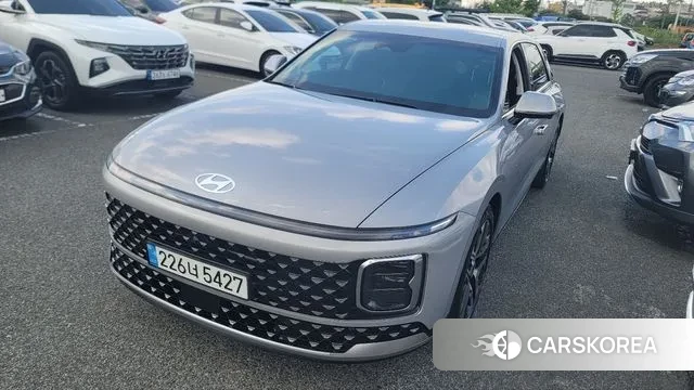 Hyundai Grandeur (GN7) 2023 Серебристо-серый из Кореи