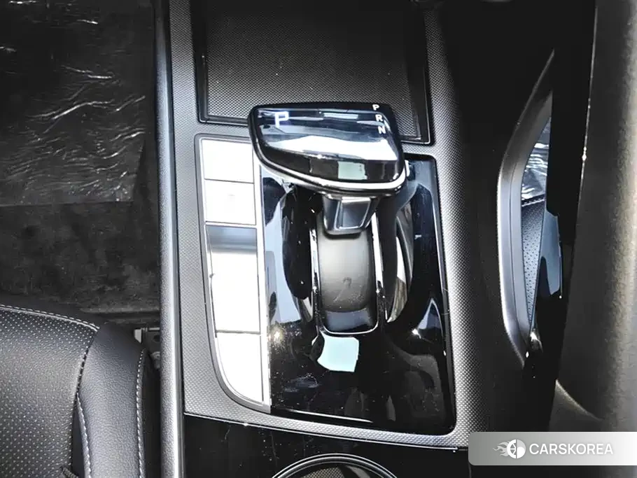 Hyundai Elantra 2025 Белый из Китая
