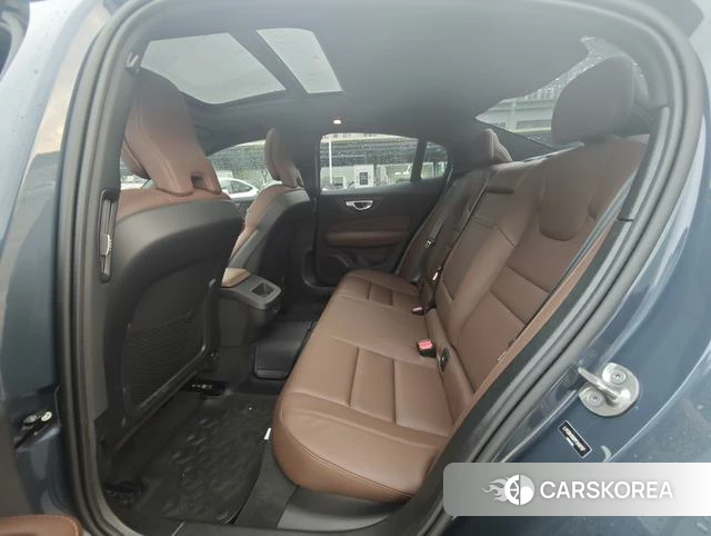 Volvo S60 2023 Синий из Китая