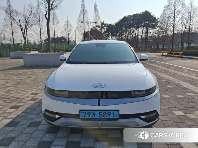 Hyundai Ionic 5 2021 Белый из Кореи