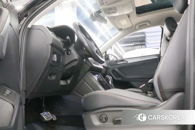 Volkswagen Tiguan X 2021 Черный из Китая