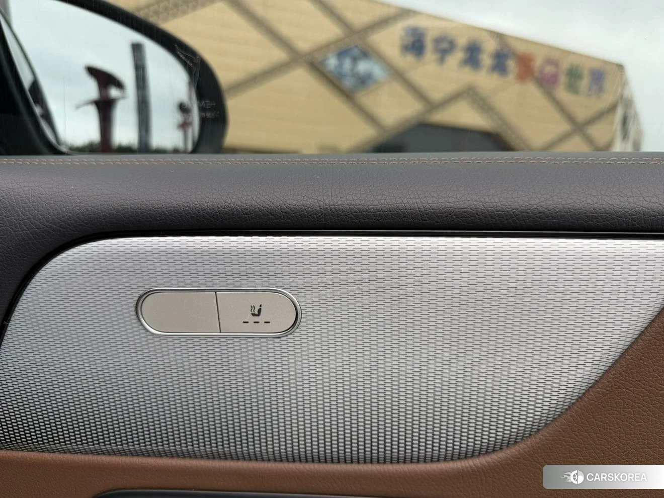 Mercedes-Benz GLB 2021 Белый из Китая