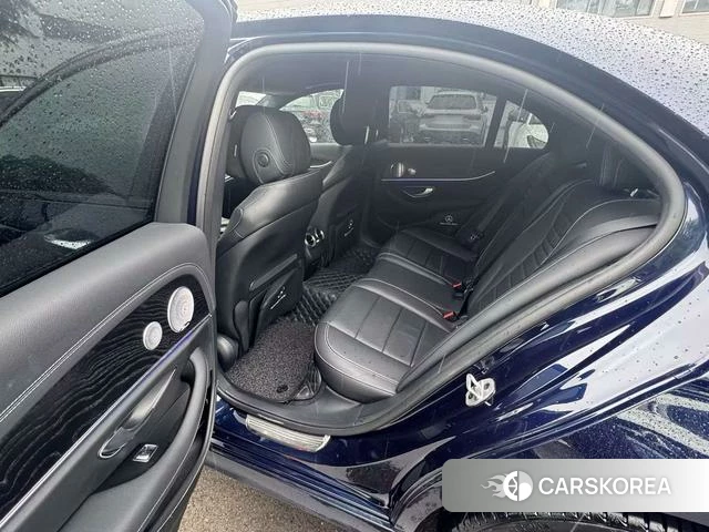 Mercedes-Benz E-class (imported) 2021 Синий из Китая