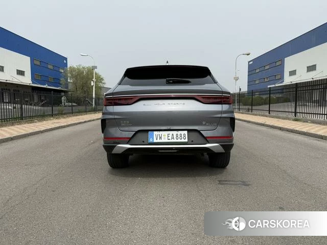 BYD Song PLUS DM 2023 Темно-серый из Китая