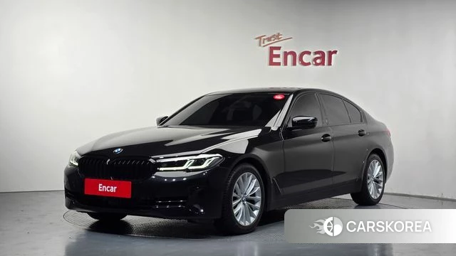 BMW 5 Series (G30) 2022 Черный из Кореи