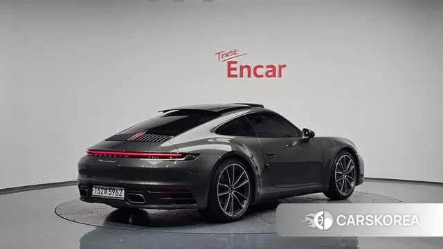 Porsche 911(992) 2020 Песочный из Кореи