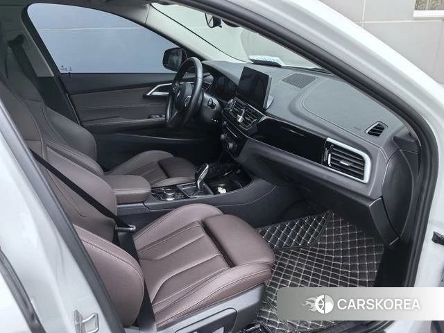 BMW 1 series 2023 Белый из Китая