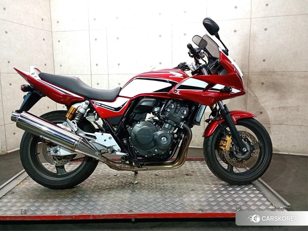 Проданный Honda CB400SF BOLDOR ABS 2011 из Японии