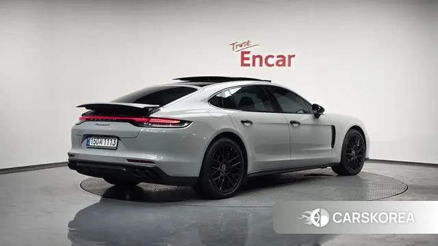 Porsche Panamera (971) 2021 Белый из Кореи